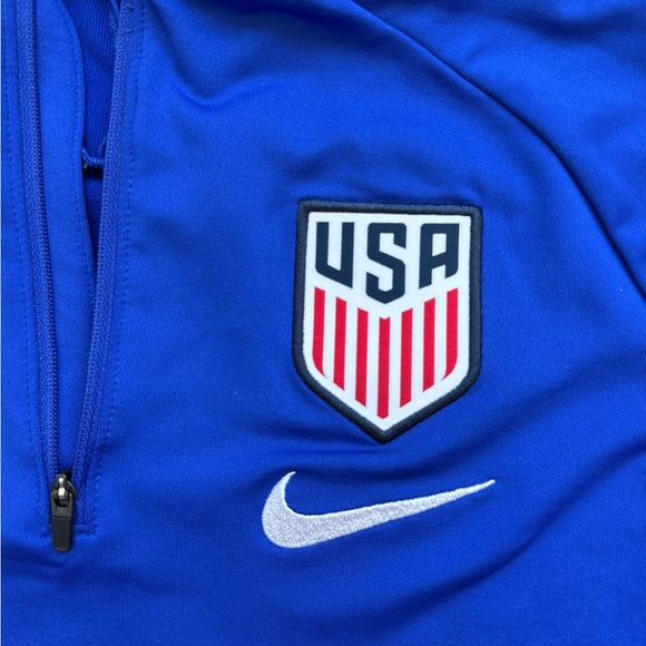 Nike TEAM USA soccer authentic Dri-FIT Half-Zip Pullover - Picture 2 of 4